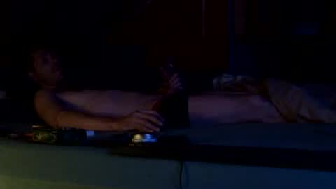 rhumgom40 online show from 12.18.24