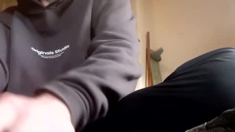 rhyssss13 online show from 09.18.25