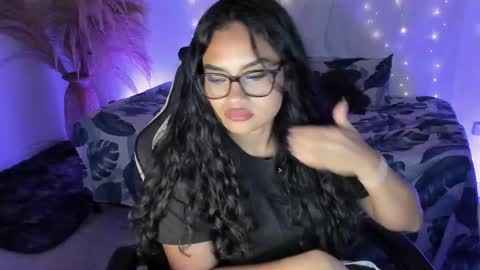Snapshot of riana_kean chatting on 04.21.26 RianaK online show from 04.21.26