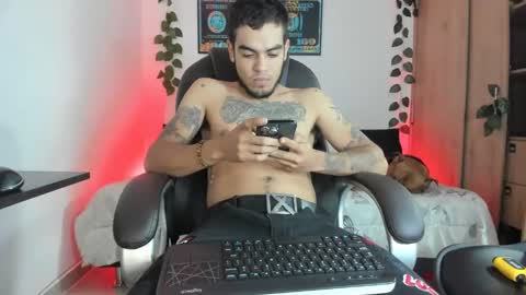 Snapshot of riancum chatting on 02.16.25 juan online show from 02.16.25