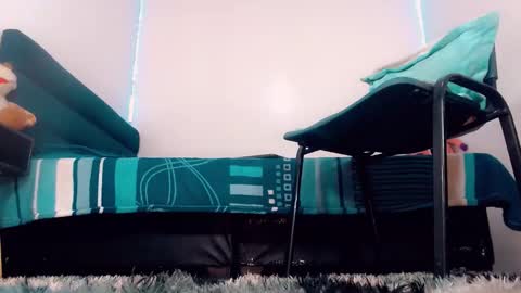 Snapshot of riannagarcia_ chatting on 10.24.25 Rianna Garcia online show from 10.24.25