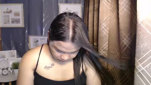 Snapshot of ricahotasain_05 chatting on 01.04.25 Rica online show from 01.04.25