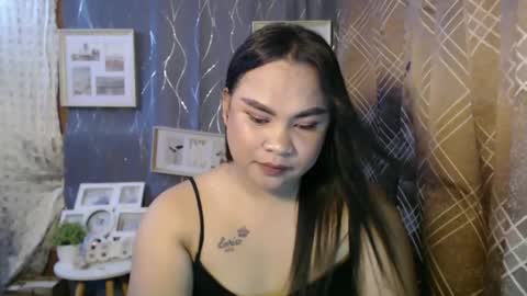 Snapshot of ricahotasain_05 chatting on 02.14.25 Rica online show from 02.14.25
