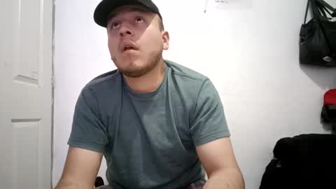 Snapshot of ricardogarcia21 chatting on 01.13.25 ricardogarcia21 online show from 01.13.25