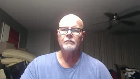 Snapshot of rich32937 chatting on 04.08.26 rich32937 online show from 04.08.26