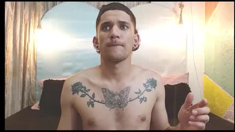 Snapshot of rich_de_la_rosa chatting on 01.06.26 rich and kitty online show from 01.06.26