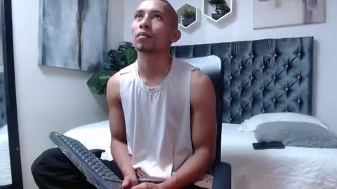 richar_voller online show from 11.18.25