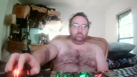Snapshot of richard11268869 chatting on 05.14.26 richard11268869 online show from 05.14.26
