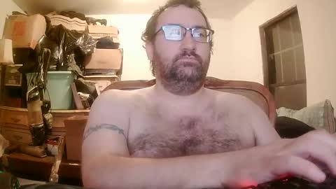 Snapshot of richard11268869 chatting on 05.18.26 richard11268869 online show from 05.18.26