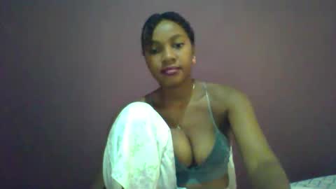 Snapshot of ricie001 chatting on 03.06.26 ricie001 online show from 03.06.26