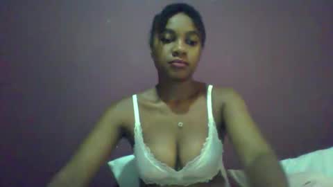 Snapshot of ricie001 chatting on 03.10.26 ricie001 online show from 03.10.26