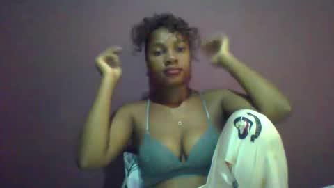 Snapshot of ricie001 chatting on 03.23.26 ricie001 online show from 03.23.26