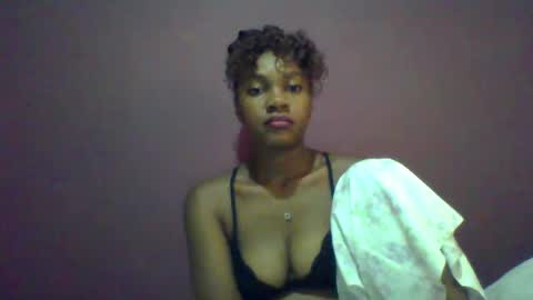 Snapshot of ricie001 chatting on 03.25.26 ricie001 online show from 03.25.26