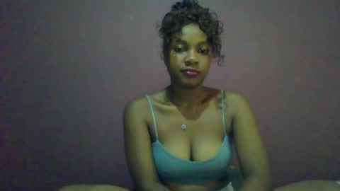 Snapshot of ricie001 chatting on 04.10.26 ricie001 online show from 04.10.26