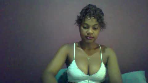 Snapshot of ricie001 chatting on 04.12.26 ricie001 online show from 04.12.26