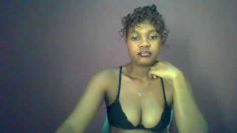 Snapshot of ricie001 chatting on 05.13.26 ricie001 online show from 05.13.26