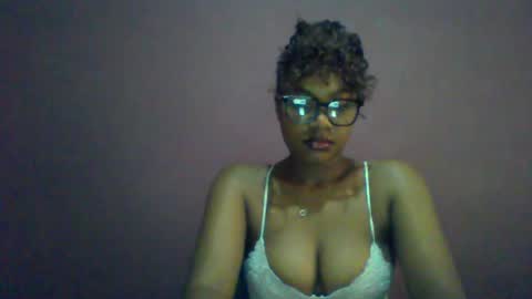 Snapshot of ricie001 chatting on 06.16.26 ricie001 online show from 06.16.26