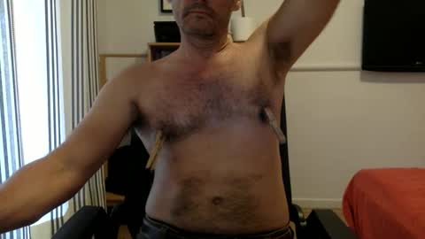 Snapshot of rickcamman chatting on 11.17.25 Rick online show from 11.17.25