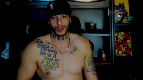 Snapshot of rickg_oficial chatting on 10.28.25 RICKG online show from 10.28.25