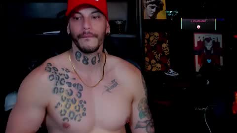 Snapshot of rickg_oficial chatting on 12.19.25 RICKG online show from 12.19.25