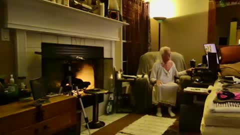 PINK HOLE TWINK online show from 12.02.25