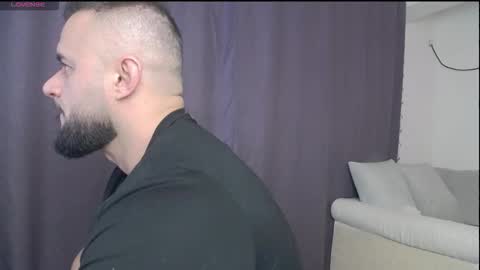 Snapshot of rickymiami1 chatting on 02.12.26 rickymiami1 online show from 02.12.26