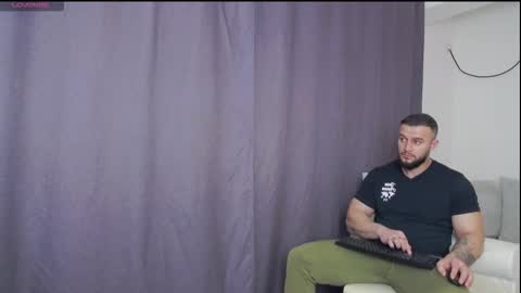 Snapshot of rickymiami1 chatting on 03.03.26 rickymiami1 online show from 03.03.26