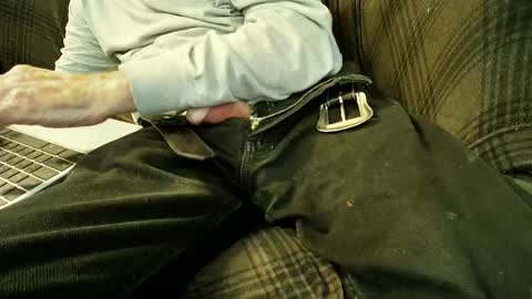 Snapshot of rico_y_suave_4u chatting on 12.29.24 Easy if yun are good see my pics online show from 12.29.24