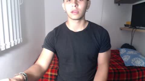 Snapshot of rieuand77 chatting on 06.20.26 Rieu online show from 06.20.26