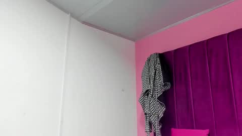 Rihanna hotx online show from 09.30.25