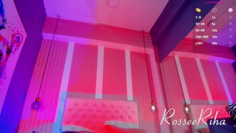 Snapshot of rihanna_rose chatting on 12.22.24 Riha online show from 12.22.24