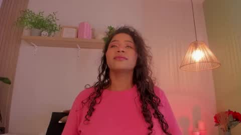 Snapshot of rihanna_sena chatting on 02.25.26 rihanna_sena online show from 02.25.26