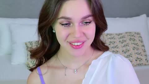 Snapshot of rihannariley chatting on 11.28.25 Rihanna online show from 11.28.25