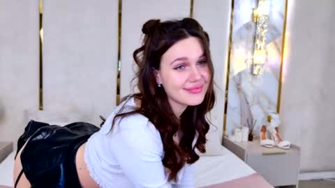 Snapshot of rihannariley chatting on 01.31.26 Rihanna online show from 01.31.26