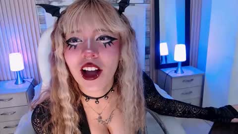 RIHONNA online show from 09.13.25