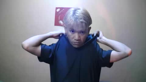 riiichie12 online show from 10.05.25