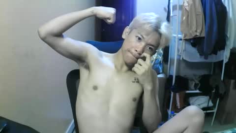 riiichie12 online show from 10.25.25