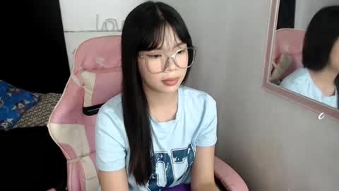 Snapshot of rika_sogorg1 chatting on 05.13.26 hannah online show from 05.13.26
