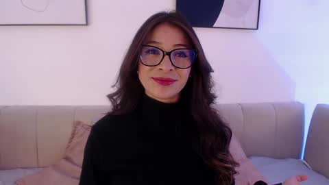 Snapshot of riley_bensongh chatting on 12.18.24 Riley online show from 12.18.24