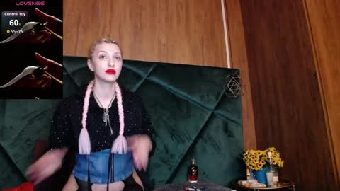 rileylannax online show from 04.03.26
