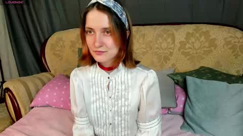 Snapshot of rimma_kallas chatting on 10.21.25 Rimma online show from 10.21.25
