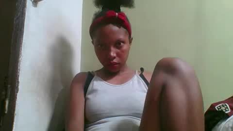 Snapshot of rinah654271 chatting on 04.17.26 rinah654271 online show from 04.17.26
