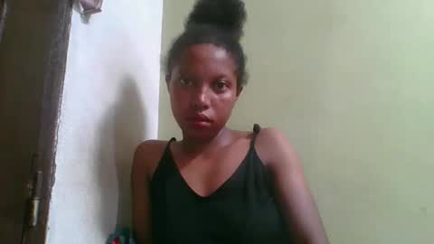 Snapshot of rinah654271 chatting on 04.19.26 rinah654271 online show from 04.19.26
