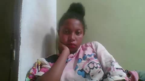 Snapshot of rinah654271 chatting on 04.23.26 rinah654271 online show from 04.23.26