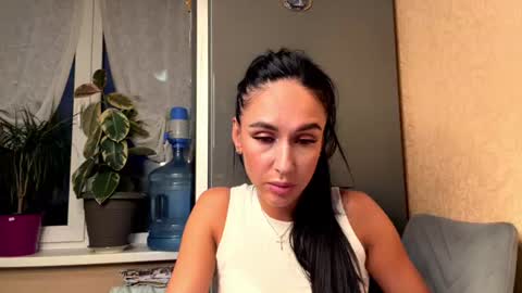 Snapshot of rinaurea chatting on 07.23.26 Oksana online show from 07.23.26