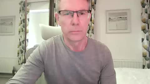 Snapshot of ringomar chatting on 06.04.26 Rob online show from 06.04.26