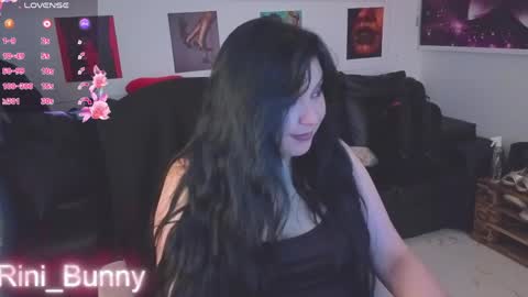 Snapshot of rini_bunny chatting on 06.01.26 rini online show from 06.01.26