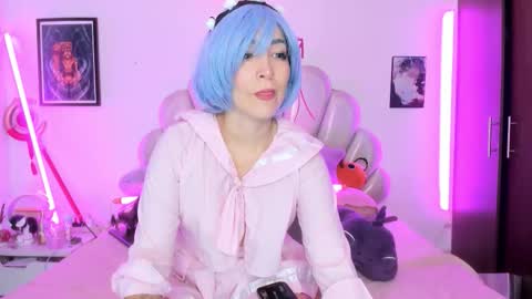    online show from 10.07.25