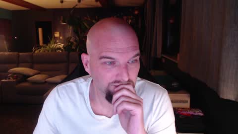 Snapshot of ripp3r chatting on 01.02.25 Jack online show from 01.02.25