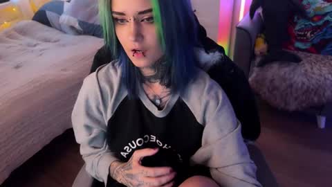   DianaBrite            fansl y online show from 10.25.25